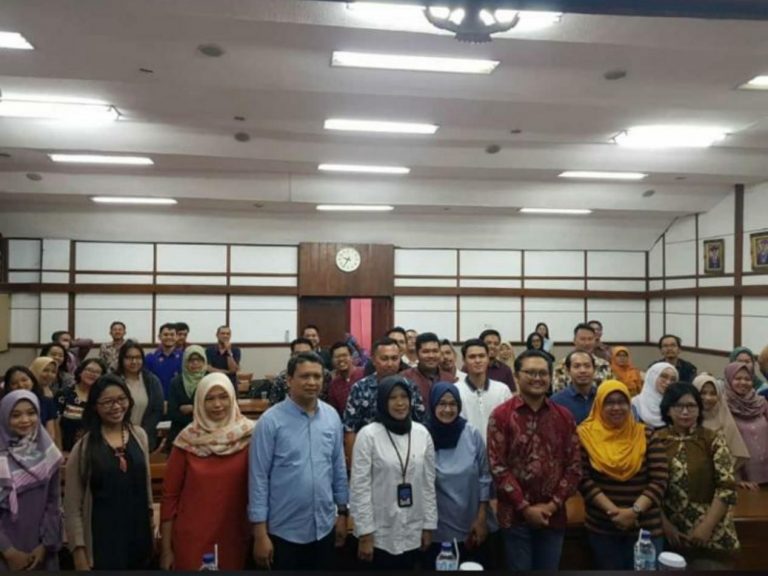 Public Relations Dan Big Data 1 - Universitas Amikom Purwokerto Prita2 768X576 1 - S1 Program Studi Ilmu Komunikasi