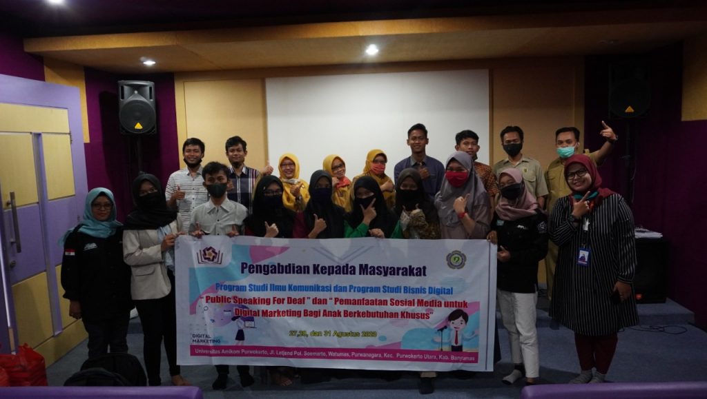 Dosen Ilkom Adakan Pelatihan Public Speking Bagi Difabel Rungu 3 - Universitas Amikom Purwokerto Whatsapp Image 2021 10 27 At 12.27.37 - S1 Program Studi Ilmu Komunikasi