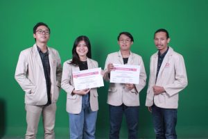 Mahasiswa Ilmu Komunikasi Universitas Amikom Purwokerto, Jawa Tengah, Indonesia.